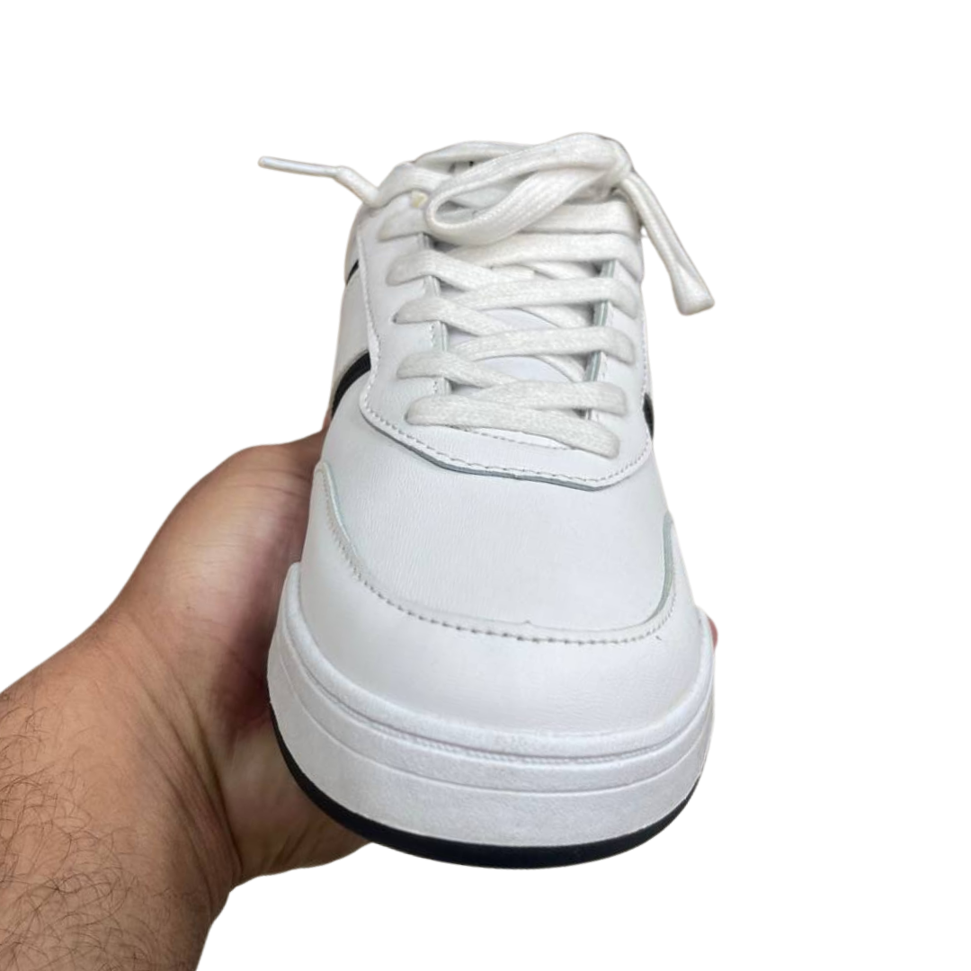 LACOSTE - Image 3